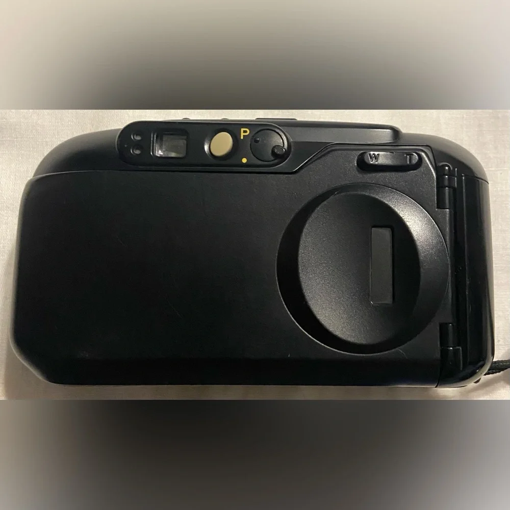 Minolta Freedom Zoom Explorer 35mm Film Camera #470